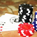 Numerous People Playing Internet Poker From Various Websites Online Internet Poker