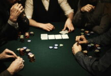 Should you opt for playing poker online? play poker online